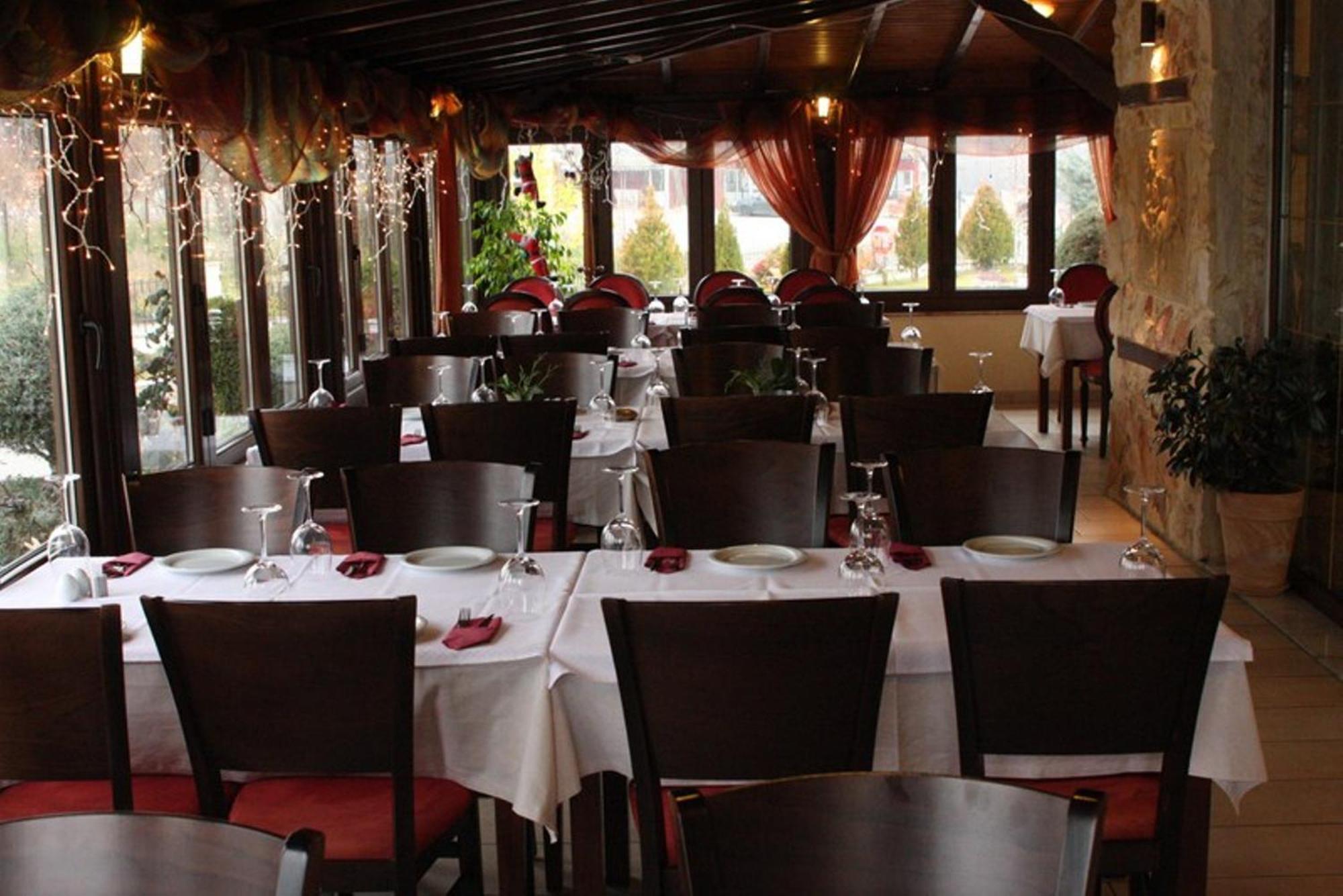 Lozitsi Hotel Veria  Exterior photo